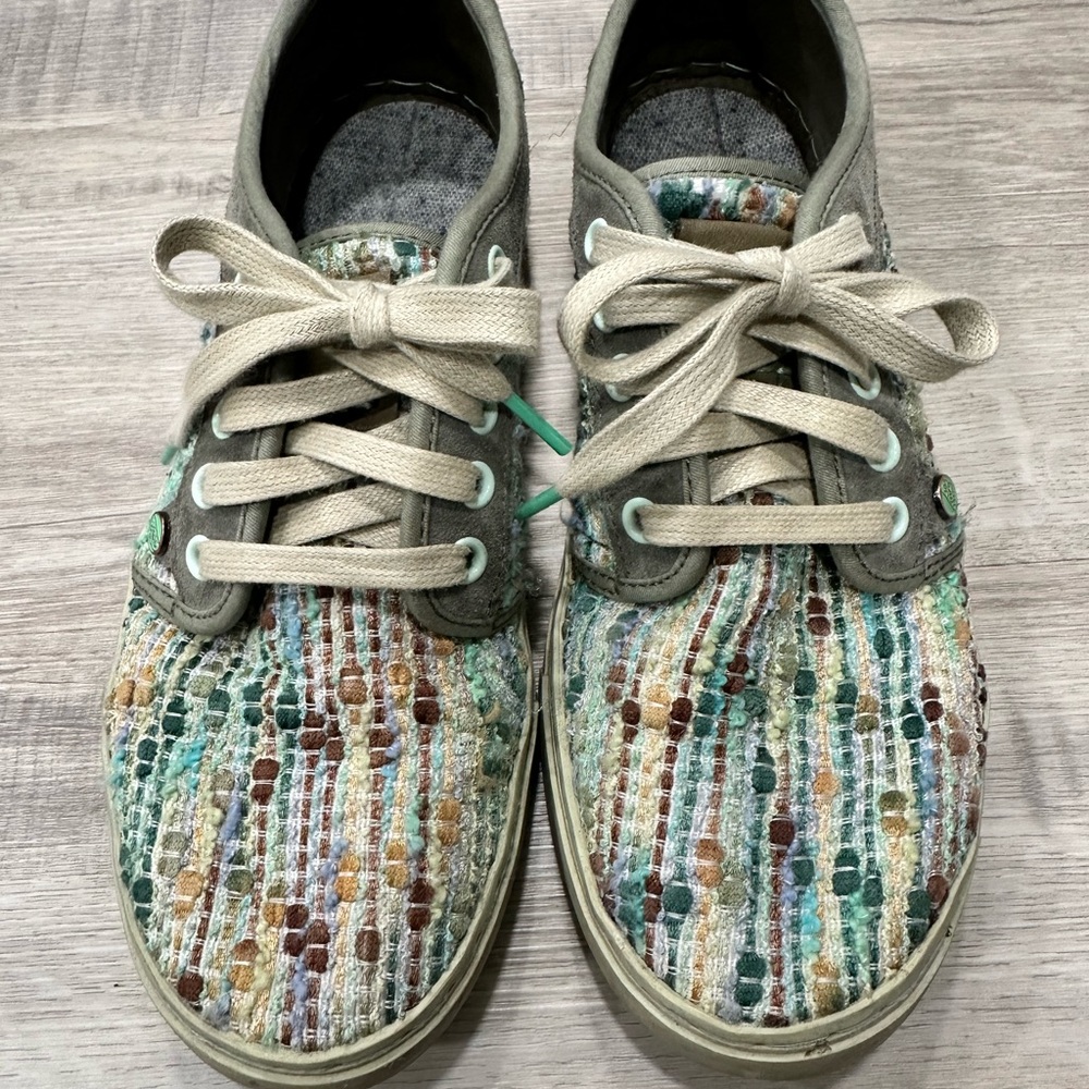 Satorisan Women's Multicolor Woven Casual Sneakers - Neutral Trim